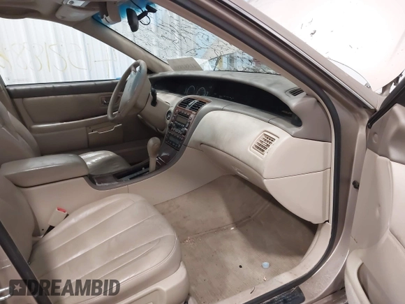 2000 Toyota Avalon XL with VIN 4T1BF28B3YU065885, listed as a IAAI auction lot 41581889 with Not Provided miles and . Bid and sale history available at DreamBid. Image 5.