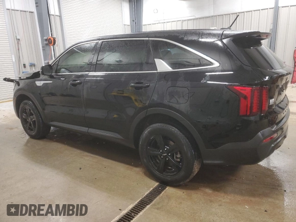 2022 Kia Sorento LX z VIN 5XYRGDLC8NG083601, wystawiony jako Copart lot #42580075 z przebiegiem 28 725 mil mil oraz Szkoda całkowita • Salvage title. Historia ofert i sprzedaży dostępna na DreamBid. Obrazek 2.