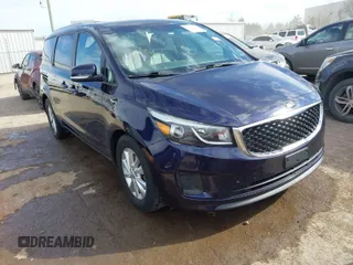 2018 Kia Sedona LX with VIN KNDMB5C15J6390850, listed as a IAAI auction lot 41667222 with 114,879 mi miles. Bid and sale history available at carsss.com. Image 1.