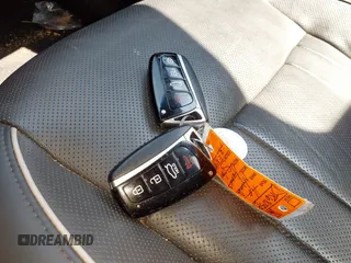 2016 Hyundai Genesis 3.8L z VIN KMHGN4JE9GU135591, wystawiony jako IAAI lot #42100533 z przebiegiem 58 011 mil mil oraz . Historia ofert i sprzedaży dostępna na DreamBid. Obrazek 11.