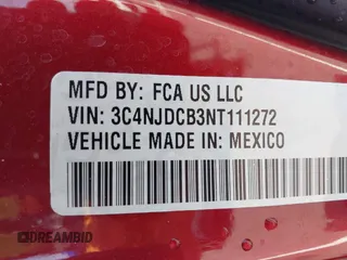 2022 Jeep Compass High Altitude with VIN 3C4NJDCB3NT111272, listed as a IAAI auction lot 42552503 with 27,246 mi miles and . Bid and sale history available at DreamBid. Image 9.