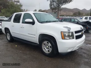 2007 Chevrolet Avalanche LT w/3LT with VIN 3GNEC12J97G109305, listed as a IAAI auction lot 41580738 with 153,364 mi miles. Bid and sale history available at carsss.com. Image 1.