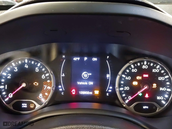 2019 Jeep Renegade Sport with VIN ZACNJBAB4KPK79364, listed as a IAAI auction lot 41593126 with 129,902 mi miles. Bid and sale history available at carsss.com. Image 7.
