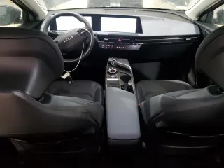 2024 Kia EV6 Wind with VIN KNDC34LA3R5202119, listed as a Copart auction lot 79001234 with 3,882 mi miles and Clean Title. Bid and sale history available at carsss.com. Image 8.
