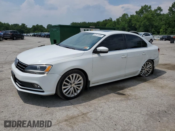 2015 Volkswagen Jetta SE с VIN 3VWD17AJ5FM346949, выставлен на аукционе Copart как лот 62875705 с пробегом 72 817 миль миль и Списание • Salvage title. История ставок и продаж доступна на DreamBid. Изображение 1.