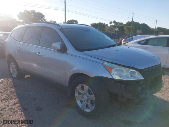 2010 Chevrolet Traverse LT w/1LT with VIN 1GNLRFED8AS124001, listed as a IAAI auction lot 41784279 with 193,680 mi miles. Bid and sale history available at carsss.com. Image 1.