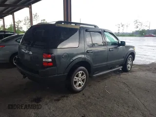 2010 Ford Explorer XLT z VIN 1FMEU7DE4AUA46736, wystawiony jako IAAI lot #42323483 z przebiegiem 120 000 mil mil oraz . Historia ofert i sprzedaży dostępna na DreamBid. Obrazek 4.