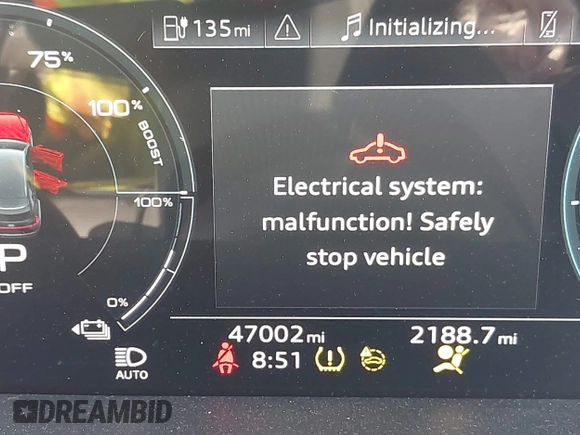2022 Audi e-tron Premium z VIN WA1AAAGE2NB040546, wystawiony jako IAAI lot #41813053 z przebiegiem 47 002 mil mil oraz . Historia ofert i sprzedaży dostępna na DreamBid. Obrazek 15.