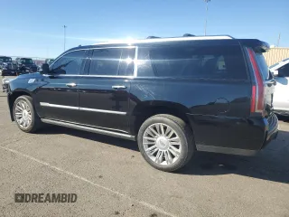 2015 Cadillac Escalade ESV Platinum z VIN 1GYS4UKJ7FR606162, wystawiony jako Copart lot #49666795 z przebiegiem 252 419 mil mil oraz Szkoda całkowita • Salvage title. Historia ofert i sprzedaży dostępna na DreamBid. Obrazek 2.