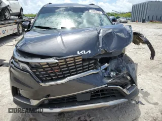 2024 Kia Carnival SX with VIN KNDNE5H37R6331882, listed as a Copart auction lot 70663554 with 21,260 mi miles and Salvage Title. Bid and sale history available at carsss.com. Image 5.