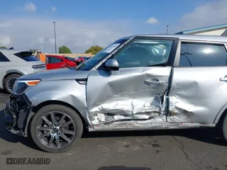 2017 Kia Soul ! with VIN KNDJX3AA5H7482363, listed as a IAAI auction lot 41433536 with 100,007 mi miles. Bid and sale history available at carsss.com. Image 6.