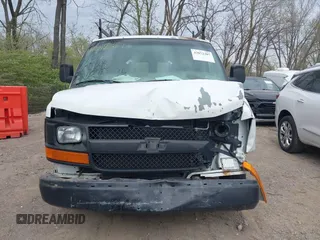 2004 Chevrolet Express Cargo z VIN 1GCFG15X141175066, wystawiony jako IAAI lot #42072307 z przebiegiem 279 939 mil mil oraz . Historia ofert i sprzedaży dostępna na DreamBid. Obrazek 12.