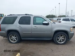 2008 Chevrolet Tahoe LTZ с VIN 1GNFC13008R192473, выставлен на аукционе IAAI как лот 41353411 с пробегом 163 581 миль миль и . История ставок и продаж доступна на DreamBid. Изображение 13.