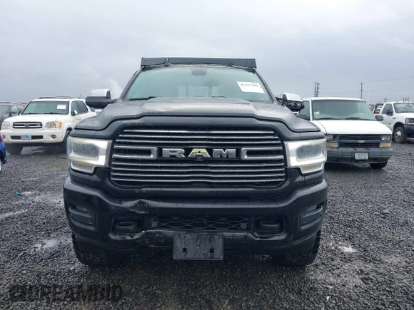 2019 Ram 2500 Laramie with VIN 3C6UR5FL7KG548833, listed as a IAAI auction lot 41557588 with 169,414 mi miles. Bid and sale history available at carsss.com. Image 12.
