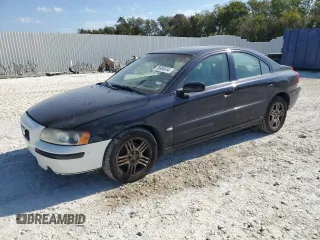 2005 Volvo S60 with VIN YV1RH592652464532, listed as a Copart auction lot 45497205 with 141,044 mi miles and Clean Title. Bid and sale history available at carsss.com. Image 1.