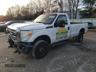 2015 Ford F-350 XL with VIN 1FTBF3B65FEB74202, listed as a Copart auction lot 84150464 with 202,213 mi miles and Clean title. Bid and sale history available at DreamBid. Image 1.