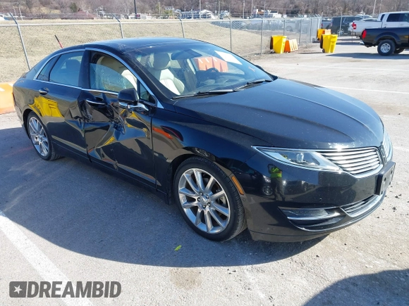 2016 Lincoln MKZ with VIN 3LN6L2G97GR608878, listed as a IAAI auction lot 41731619 with 152,429 mi miles and . Bid and sale history available at carsss.com. Image 1.