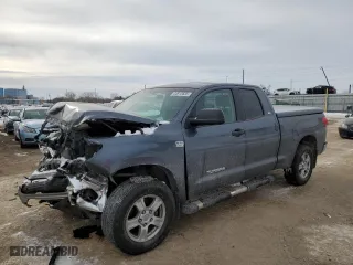2007 Toyota Tundra SR5 with VIN 5TFBT54147X008913, listed as a Copart auction lot 44910685 with 164,706 mi miles and Salvage Title. Bid and sale history available at carsss.com. Image 1.