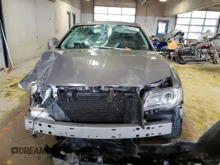 2016 Chrysler 300 with VIN 2C3CCAKG0GH198464, listed as a Copart auction lot 88877575 with 0 mi miles and Salvage Title. Bid and sale history available at carsss.com. Image 5.