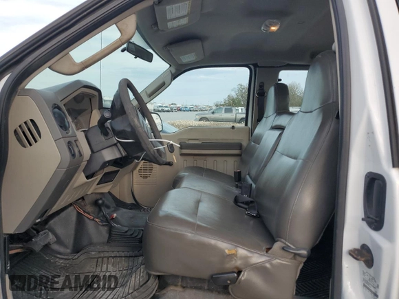 2010 Ford F-250 XL z VIN 1FTSX2B54AEB28786, wystawiony jako Copart lot #42005095 z przebiegiem 55 646 mil mil oraz Tytuł czysty. Historia ofert i sprzedaży dostępna na DreamBid. Obrazek 7.