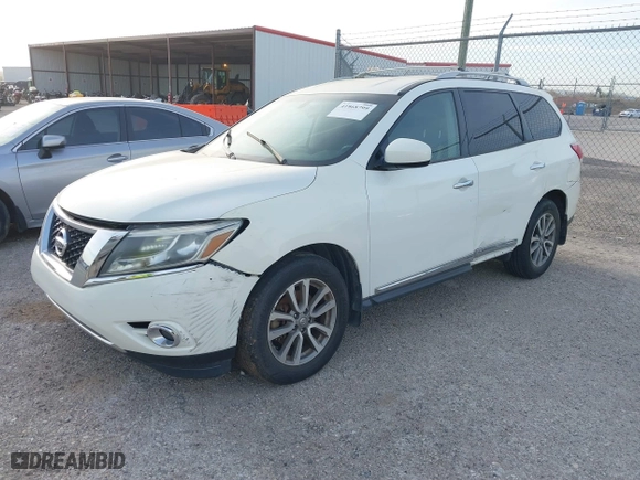 2014 Nissan Pathfinder S with VIN 5N1AR2MM7EC689345, listed as a IAAI auction lot 41868799 with 101,068 mi miles. Bid and sale history available at carsss.com. Image 2.