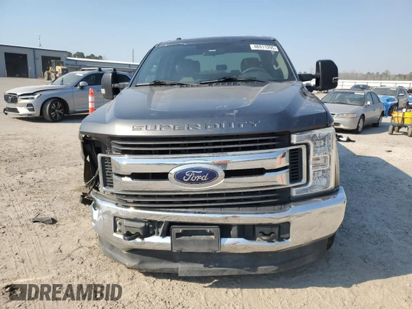2017 Ford Super Duty F-250 SRW Lariat with VIN 1FT7W2B63HEC64659, listed as a Copart auction lot 46911295 with 147,237 mi miles and Salvage Title. Bid and sale history available at carsss.com. Image 5.