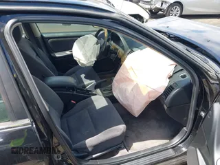 2002 Nissan Maxima GXE z VIN JN1DA31DX2T411198, wystawiony jako IAAI lot #42188090 z przebiegiem Nie podano mil oraz . Historia ofert i sprzedaży dostępna na DreamBid. Obrazek 5.
