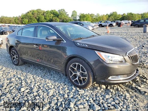 2016 Buick LaCrosse Sport Touring with VIN 1G4G45G39GF281914, listed as a Copart auction lot 54756355 with 66,437 mi miles and Salvage title. Bid and sale history available at DreamBid. Image 4.