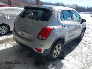 2020 Chevrolet Trax LS z VIN 3GNCJNSB9LL127074, wystawiony jako IAAI lot #41256285 z przebiegiem 107 162 mil mil oraz . Historia ofert i sprzedaży dostępna na DreamBid. Obrazek 4.