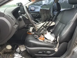 2017 Nissan Altima SV z VIN 1N4AL3AP1HC193851, wystawiony jako Copart lot #59366015 z przebiegiem 158 380 mil mil oraz Szkoda całkowita • Salvage title. Historia ofert i sprzedaży dostępna na DreamBid. Obrazek 7.