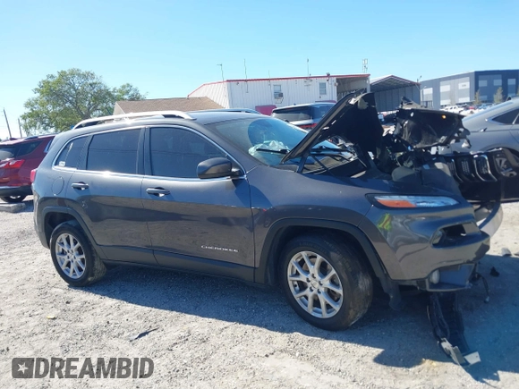 2017 Jeep Cherokee Latitude with VIN 1C4PJLCB9HW585390, listed as a IAAI auction lot 41838566 with Not Provided miles and . Bid and sale history available at carsss.com. Image 14.