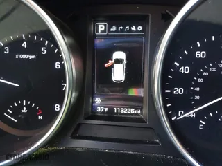 2017 Hyundai Santa Fe Limited Ultimate with VIN KM8SRDHF6HU180728, listed as a IAAI auction lot 41216266 with 113,226 mi miles. Bid and sale history available at carsss.com. Image 15.