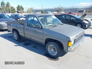 1988 Nissan Hardbody z VIN 1N6ND11S0JC345025, wystawiony jako IAAI lot #41899460 z przebiegiem 132 502 mil mil oraz . Historia ofert i sprzedaży dostępna na DreamBid. Obrazek 1.