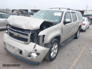 2007 Chevrolet Suburban LT with VIN 3GNFC16J77G130510, listed as a IAAI auction lot 41378042 with 152,459 mi miles. Bid and sale history available at carsss.com. Image 2.