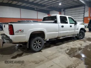 2007 Chevrolet Silverado 3500 SRW Wrk Trk with VIN 1GCHK33D77F122424, listed as a Copart auction lot 44117825 with 232,752 mi miles and Salvage Title. Bid and sale history available at carsss.com. Image 3.