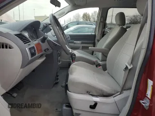 2008 Chrysler Town & Country Touring with VIN 2A8HR54P38R767526, listed as a Copart auction lot 82121094 with 121,970 mi miles and Clean Title. Bid and sale history available at carsss.com. Image 7.