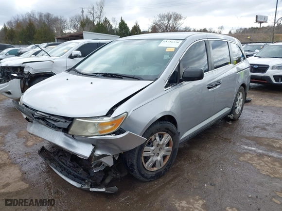 2011 Honda Odyssey LX with VIN 5FNRL5H27BB023071, listed as a IAAI auction lot 41716556 with 162,955 mi miles. Bid and sale history available at carsss.com. Image 20.
