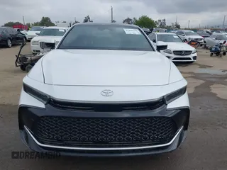 2023 Toyota Crown XLE z VIN JTDAAAAF5P3003219, wystawiony jako IAAI lot #42109726 z przebiegiem 6 176 mil mil oraz . Historia ofert i sprzedaży dostępna na DreamBid. Obrazek 12.