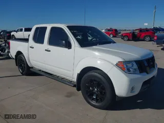 2020 Nissan Frontier SV with VIN 1N6ED0EA8LN715866, listed as a IAAI auction lot 40888922 with 34,374 mi miles. Bid and sale history available at carsss.com. Image 1.