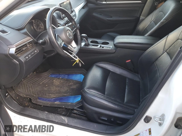 2019 Nissan Altima 2.5 Platinum with VIN 1N4BL4FVXKC110510, listed as a Copart auction lot 85307494 with 105,815 mi miles and Salvage Title. Bid and sale history available at carsss.com. Image 7.