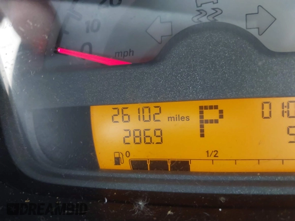 2014 Smart fortwo Pure with VIN WMEEJ3BA2EK779506, listed as a IAAI auction lot 42048566 with 26,102 mi miles and . Bid and sale history available at DreamBid. Image 7.