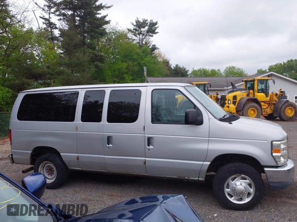 2011 Ford Econoline Passenger XL with VIN 1FBNE3BL0BDB03743, listed as a IAAI auction lot 42182175 with 155,569 mi miles. Bid and sale history available at carsss.com. Image 13.