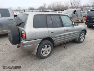 1999 Toyota RAV4 with VIN JT3HP10V8X7137998, listed as a IAAI auction lot 40954121 with 132,824 mi miles. Bid and sale history available at carsss.com. Image 4.