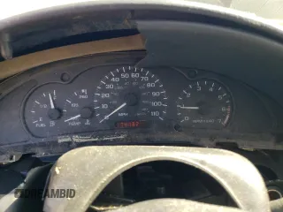2005 Chevrolet Cavalier с VIN 1G1JC12F057106586, выставлен на аукционе Copart как лот 58269535 с пробегом 174 182 миль миль и Списание • Salvage title. История ставок и продаж доступна на DreamBid. Изображение 9.