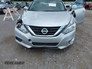 2017 Nissan Altima SV z VIN 1N4AL3AP1HC291908, wystawiony jako IAAI lot #42364395 z przebiegiem 207 453 mil mil oraz . Historia ofert i sprzedaży dostępna na DreamBid. Obrazek 6.