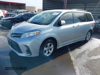 2020 Toyota Sienna LE Auto Access Seat с VIN 5TDKZ3DC0LS052900, выставлен на аукционе IAAI как лот 41940962 с пробегом 70 095 миль миль и . История ставок и продаж доступна на DreamBid. Изображение 18.