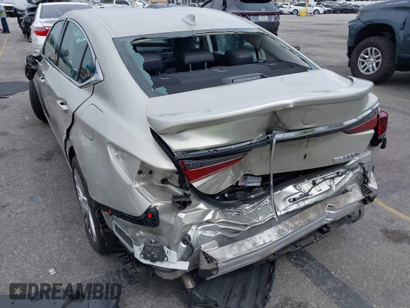 2022 Lexus ES 300h Luxury with VIN 58AEA1C13NU014248, listed as a IAAI auction lot 42057739 with 16,339 mi miles and . Bid and sale history available at DreamBid. Image 6.