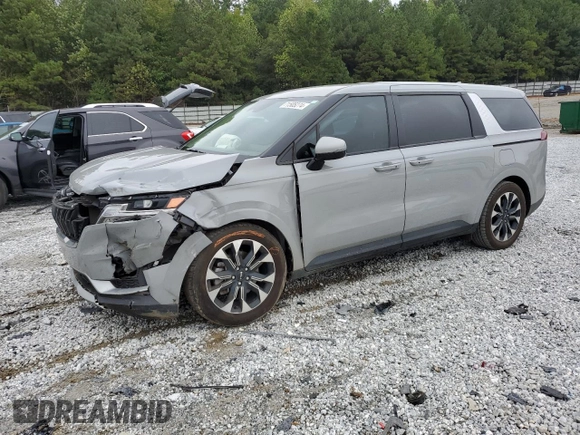2024 Kia Carnival EX with VIN KNDNC5H36R6368654, listed as a Copart auction lot 71505274 with 32,135 mi miles and Salvage Title. Bid and sale history available at carsss.com. Image 1.