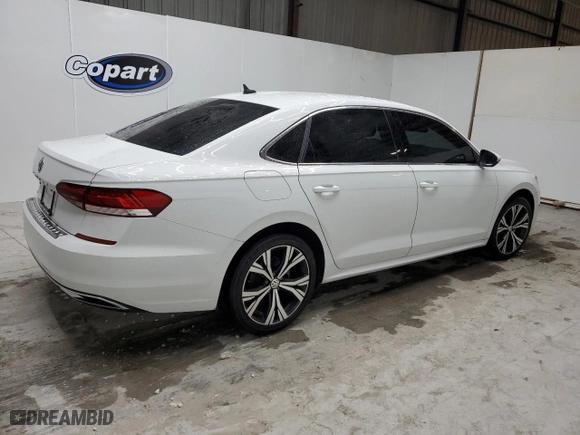 2021 Volkswagen Passat 2.0T SE with VIN 1VWSA7A30MC005286, listed as a Copart auction lot 84006354 with 67,813 mi miles and Clean Title. Bid and sale history available at carsss.com. Image 3.