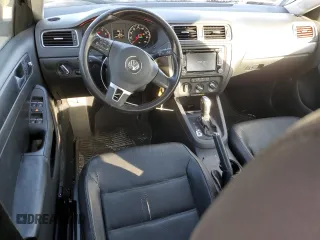 2013 Volkswagen Jetta SE with VIN 3VWDX7AJ6DM422416, listed as a Copart auction lot 87160204 with 138,429 mi miles and Salvage title. Bid and sale history available at DreamBid. Image 8.